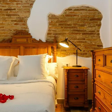 Noah House Center - Historic Center شقة