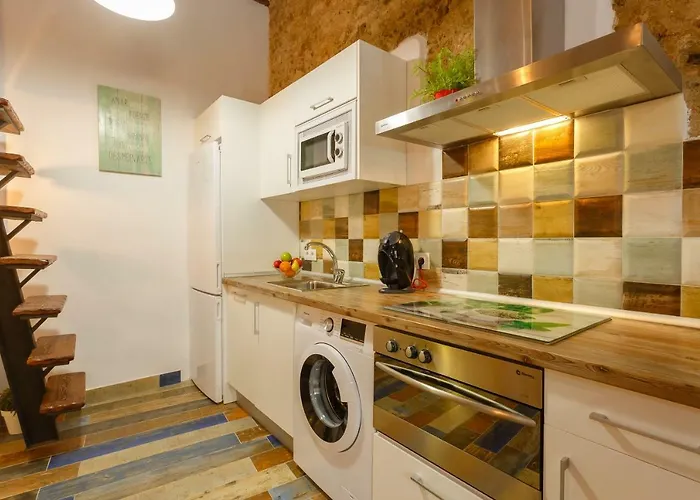 Noah House Center - Historic Center