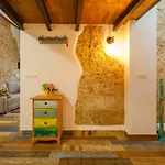 Noah House Center - Historic Center Kadyks
