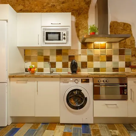 Noah House Center - Historic Center