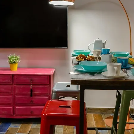 Noah House Center - Historic Center Apartment *