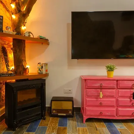 Noah House Center - Historic Center カディス