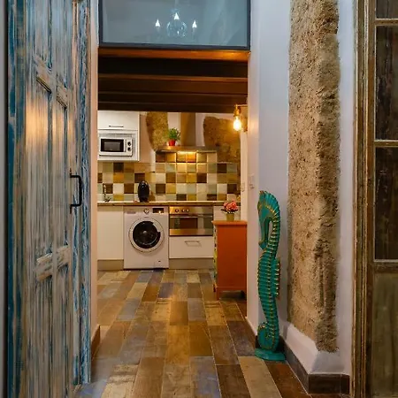 Noah House Center - Historic Center Apartment