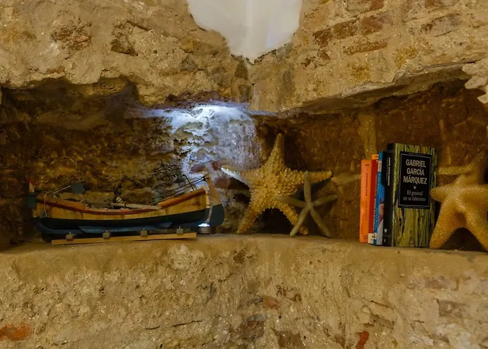 Апартаменты Noah House Center - Historic Center *