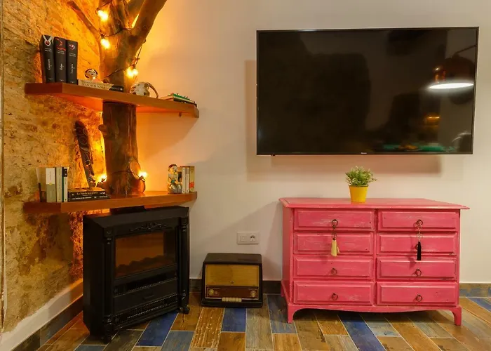 Noah House Center - Historic Center Кадис