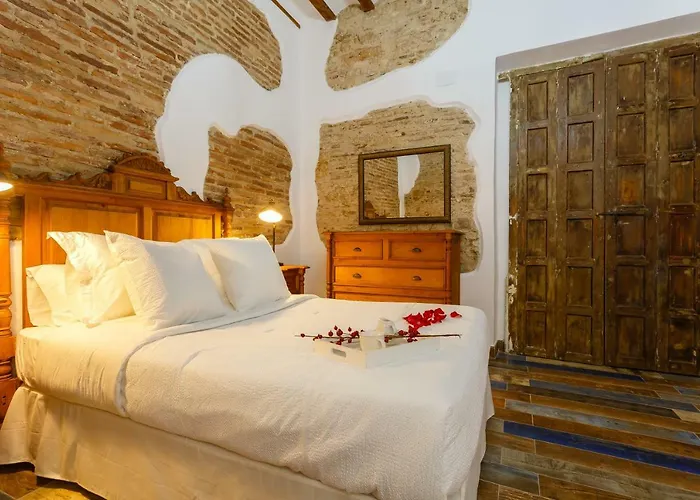 Noah House Center - Historic Center Апартаменты Кадис